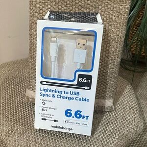 NWT Mobilecharge Lightening to USB Sync & Charge Cable 6.6ft